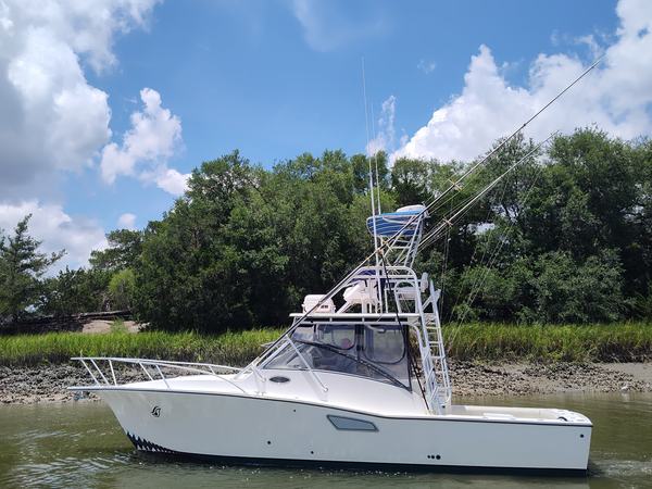 2002 Albermarle 32 Express