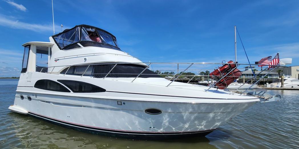 2005 Carver 396 MV