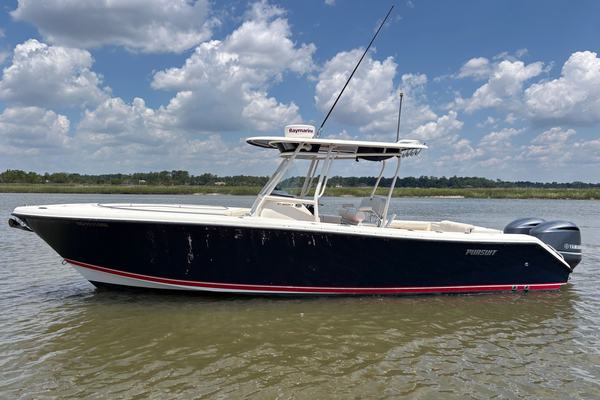 2013 Pursuit 280c