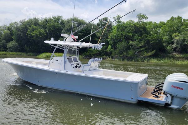 2017 Regulator 34