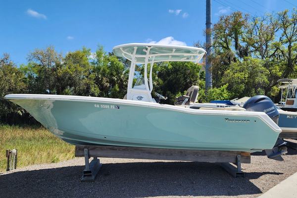 2020 Tidewater 220 LXF