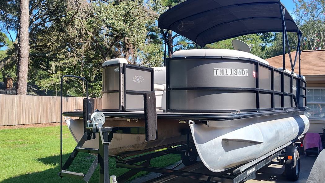 2021 Bentley 200 Cruise Pontoon