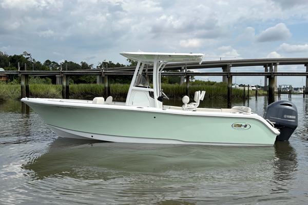 2022 Sea Hunt 229 Ultra