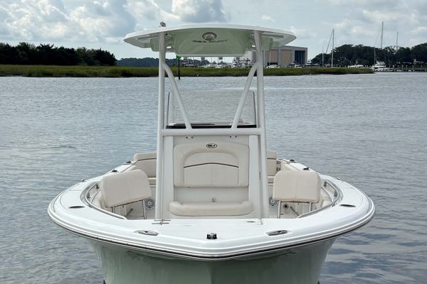 2022 Sea Hunt 229 Ultra