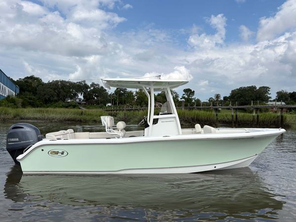 2022 Sea Hunt 229 Ultra