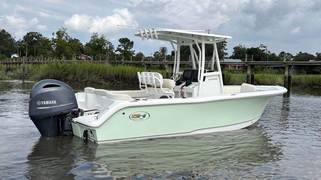 2022 Sea Hunt 229 Ultra