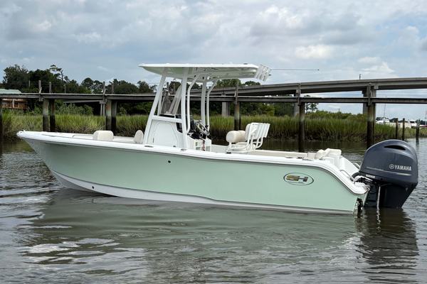 2022 Sea Hunt 229 Ultra