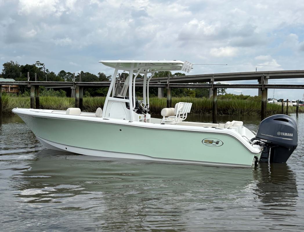 2022 Sea Hunt 229 Ultra