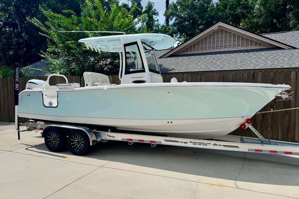 2026 Sea Hunt 255 Ultra