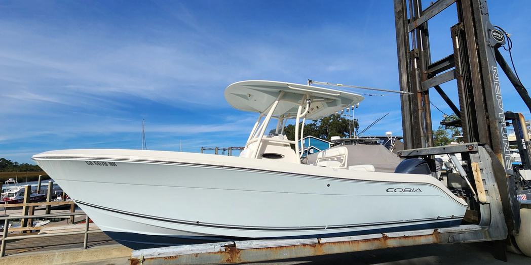 2013 Cobia 237