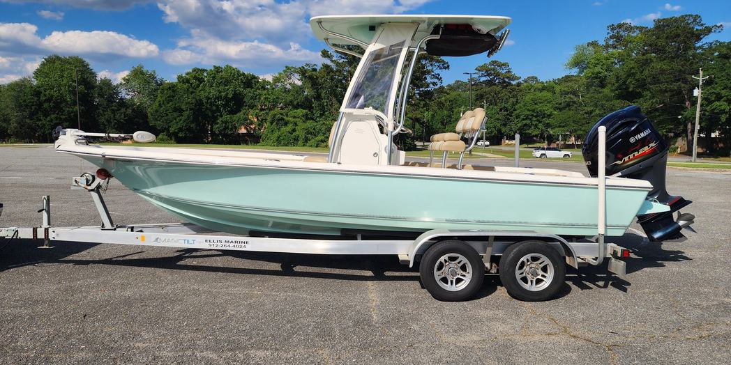 2018 Key West 230 Bay Reef